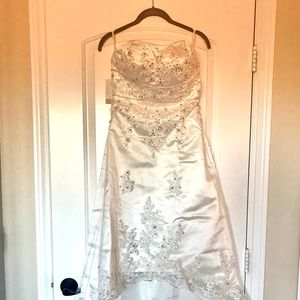 Formal white beaded strapless hi/lo dress - Size 4